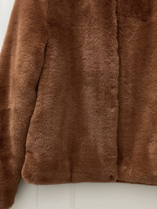 Casaco efeito pelo Stradivarius S