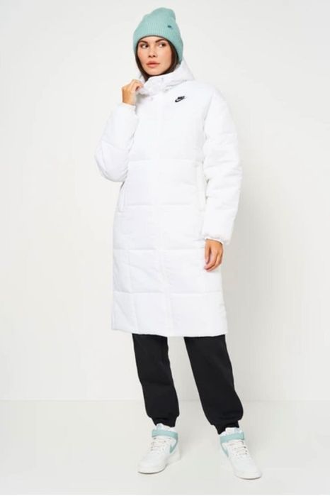 Куртка  довга жіноча Nike Therma-Fit Classic Parka  S Біла