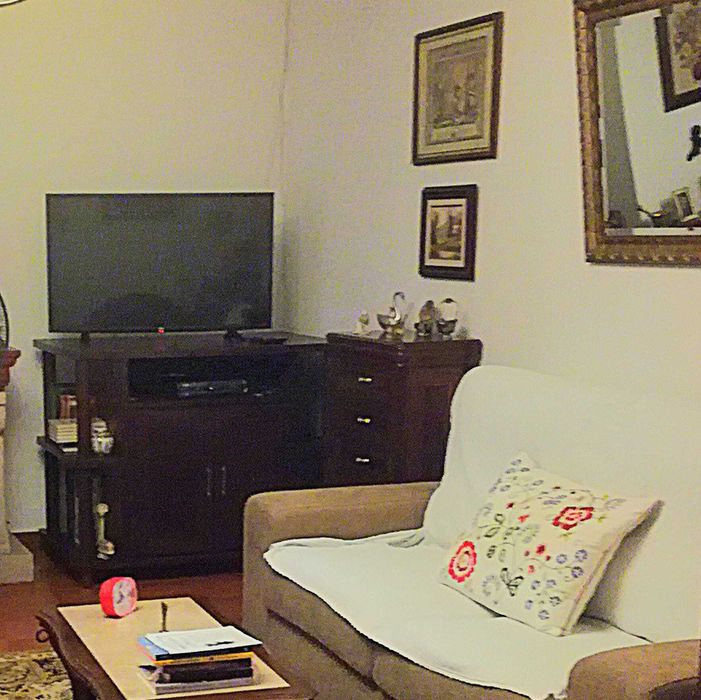 Móvel peça única em excelente estado