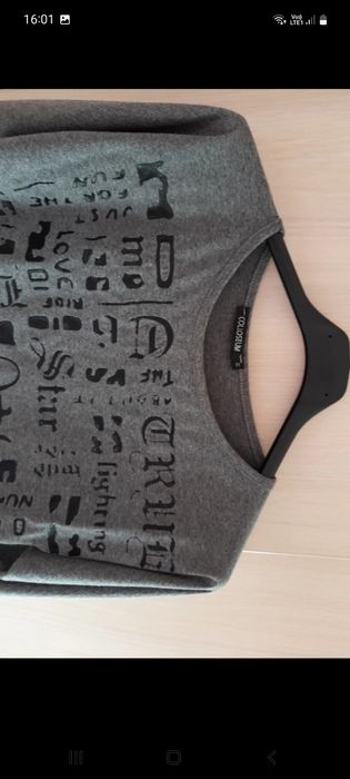 Bluzeczka z chińskimi znakami xs/s