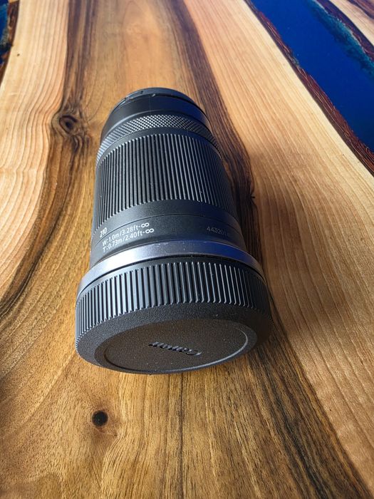 Canon RF-S 55-210