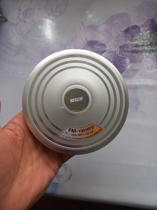BBK PV430T портативный CD/MP3 плеер (Комплект)