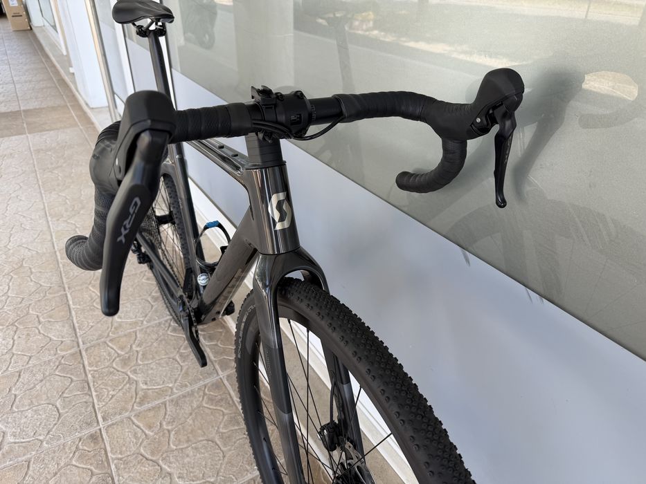 Bicicleta de Gravel Scott - Impecavel - Carbono