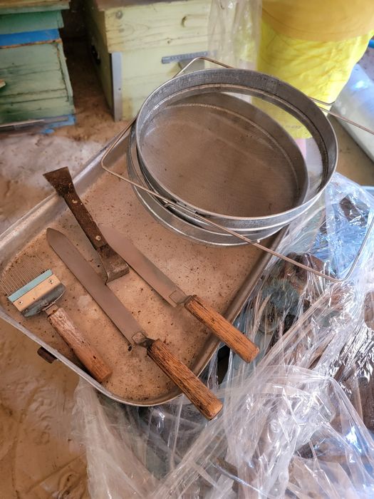 Продам все для бджильництва