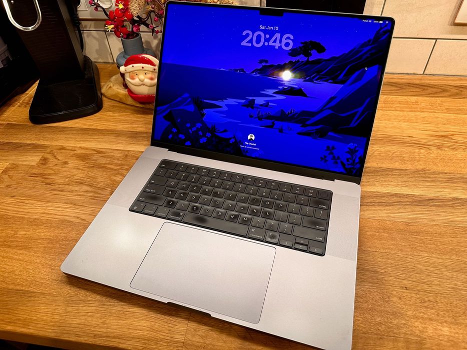 Apple MacBook Pro 16" M1 Pro 32GB RAM / 1TB SSD A2485 ANSI Space Gray