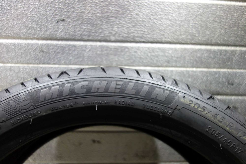 205/45R17 Opony letnie używane Michelin Primacy 4  (i36)