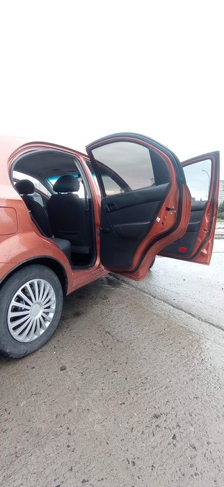 Chevrolet Aveo газ бензин