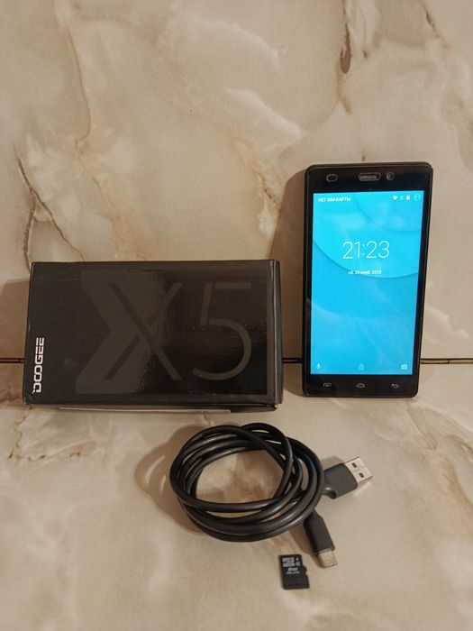 Смартфон (телефон) Doogee X5