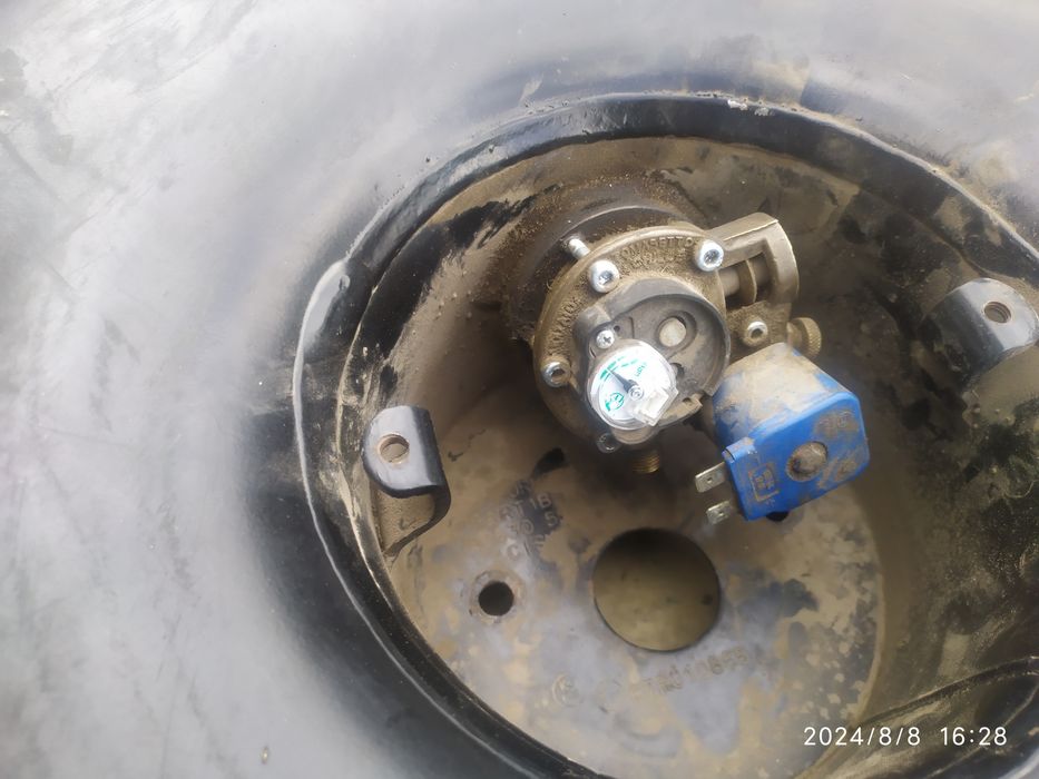 Газовый баллон 55 л. С мультиклапаном. ГБО 4