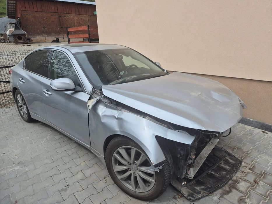 Infiniti Q50 Samochód osobowy Infiniti Q50 3.0T 405KM