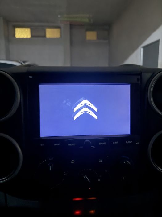 Radio Android carplay Citroen Berlingo Peugeot Partner