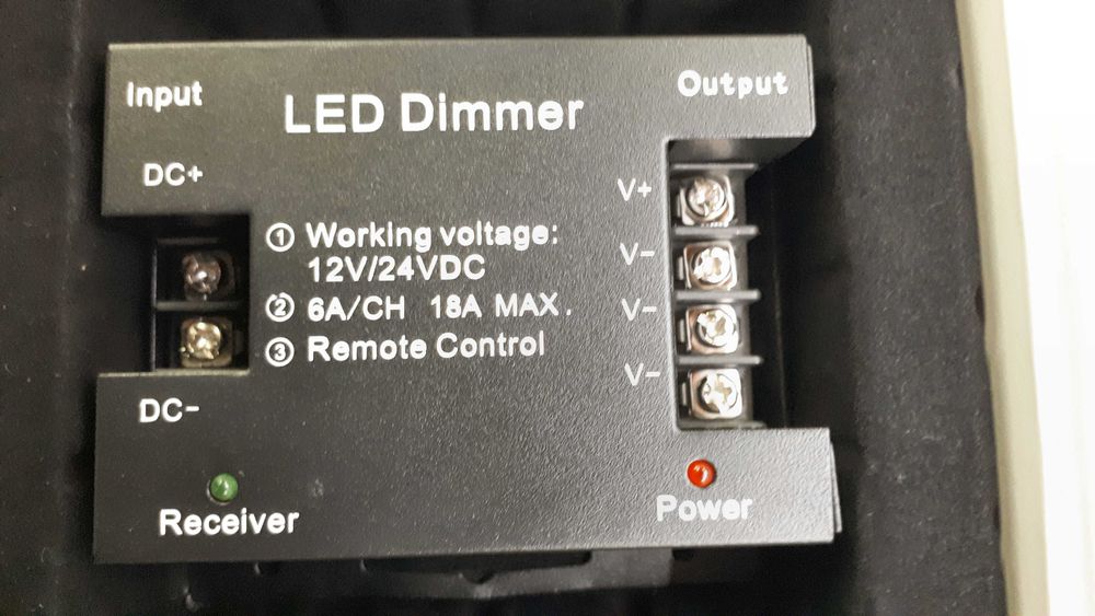 Controlador para fitas LED