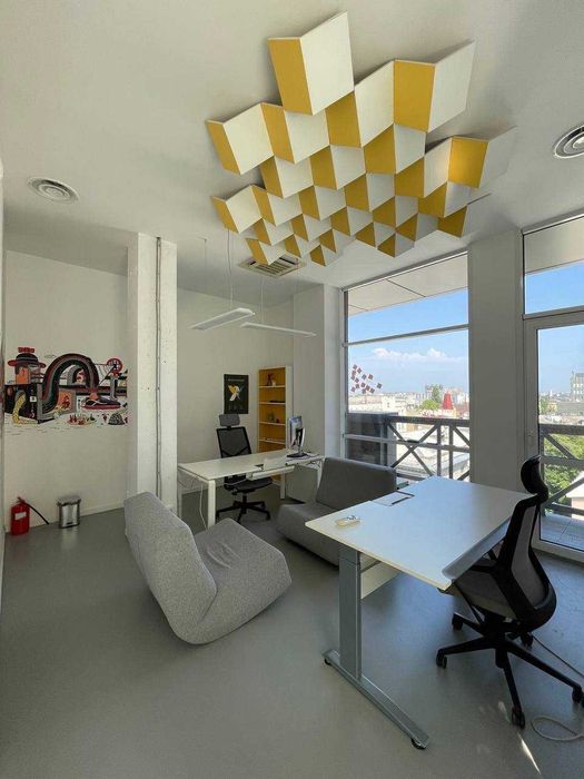 Сдам офис 324 кв.м. с террасой в БЦ на ул. Староказацкая Центр