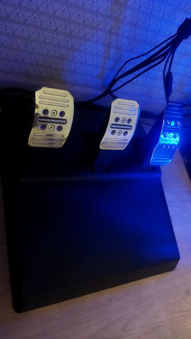 Руль Thrustmaster TMX + 3 педали