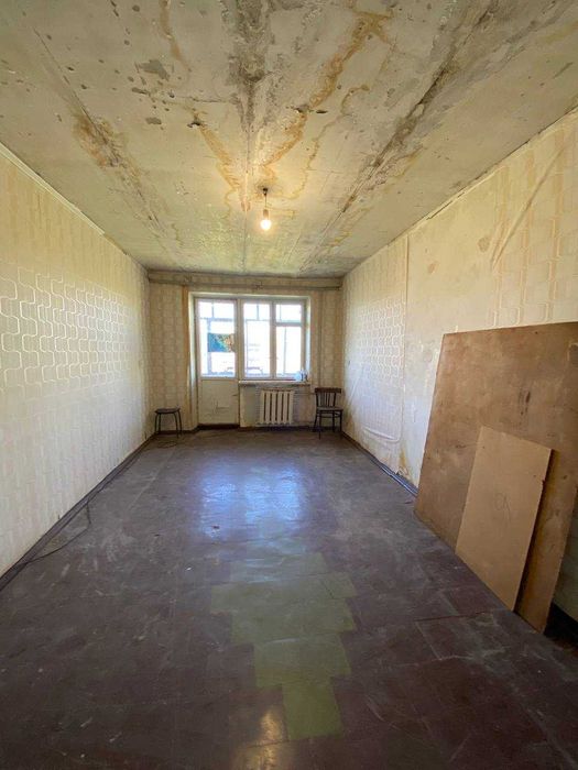 Продаётся трёхкомнатная квартира на ул. Тесленко, рядом с ЗАГСом.