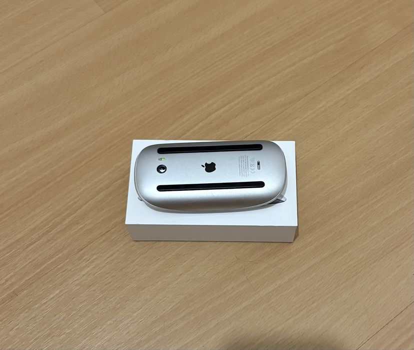 Apple Magic Mouse 2 (Recarregável Lightning) - Impecável