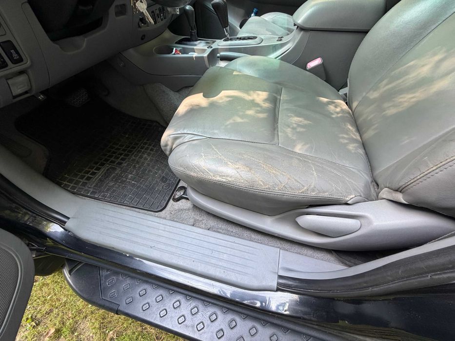 TOYOTA HILUX 4x4 - sprzedam