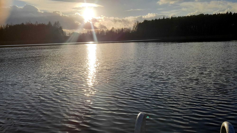 Piekna dzialka z wlasnym jeziorkiem - Więcej