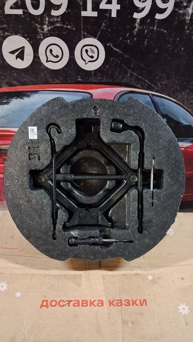 Органайзер домкрат ключі Kia Ceed Hyundai i30 09149-3k200