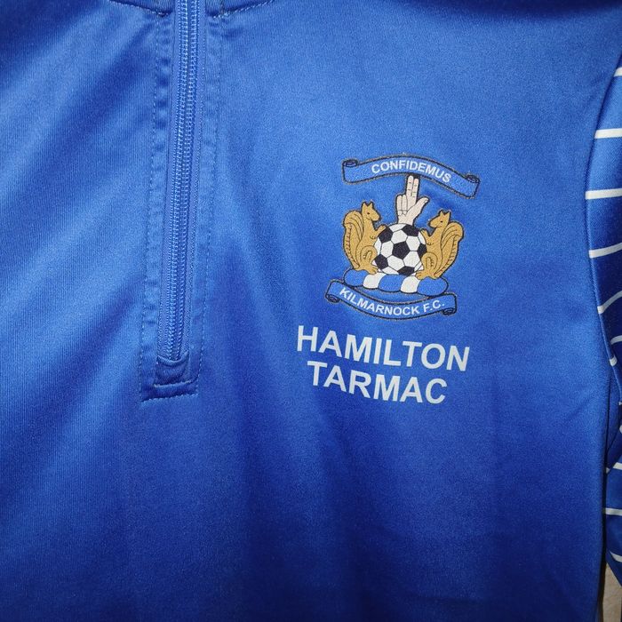 Спортивная кофта Hummel 164 см на 14 лет. Олимпийка для футбола