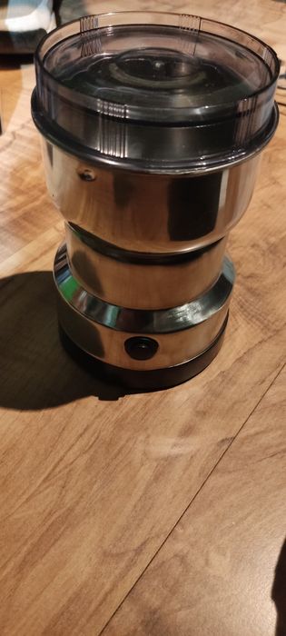 Młynek używany , stan dobry