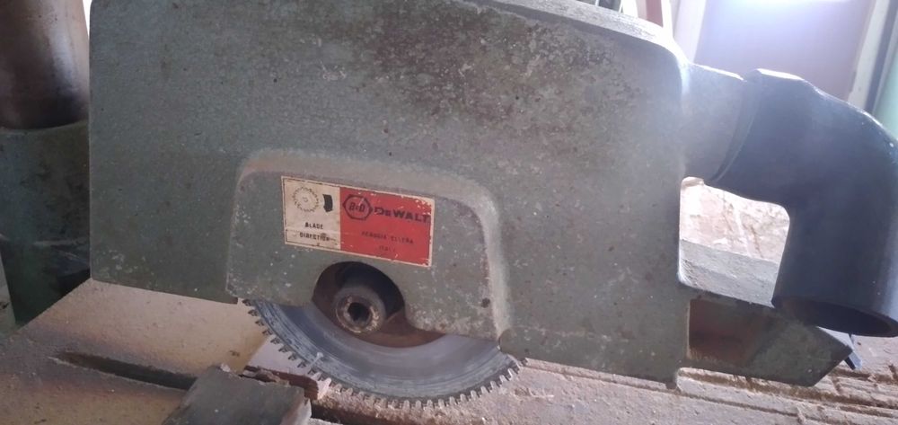 Serra Radial DeWalt / Tupia - Màquina de Frezar / Esmiriladora