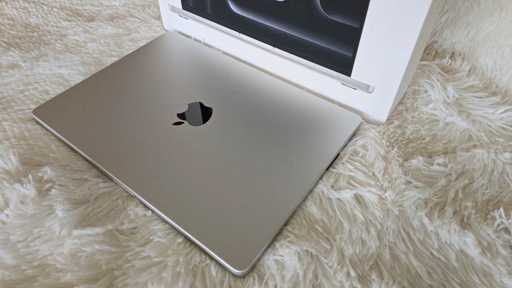 Macbook 14" M3 Pro (2024)