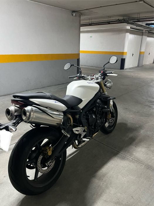 Triumph Street Triple 675