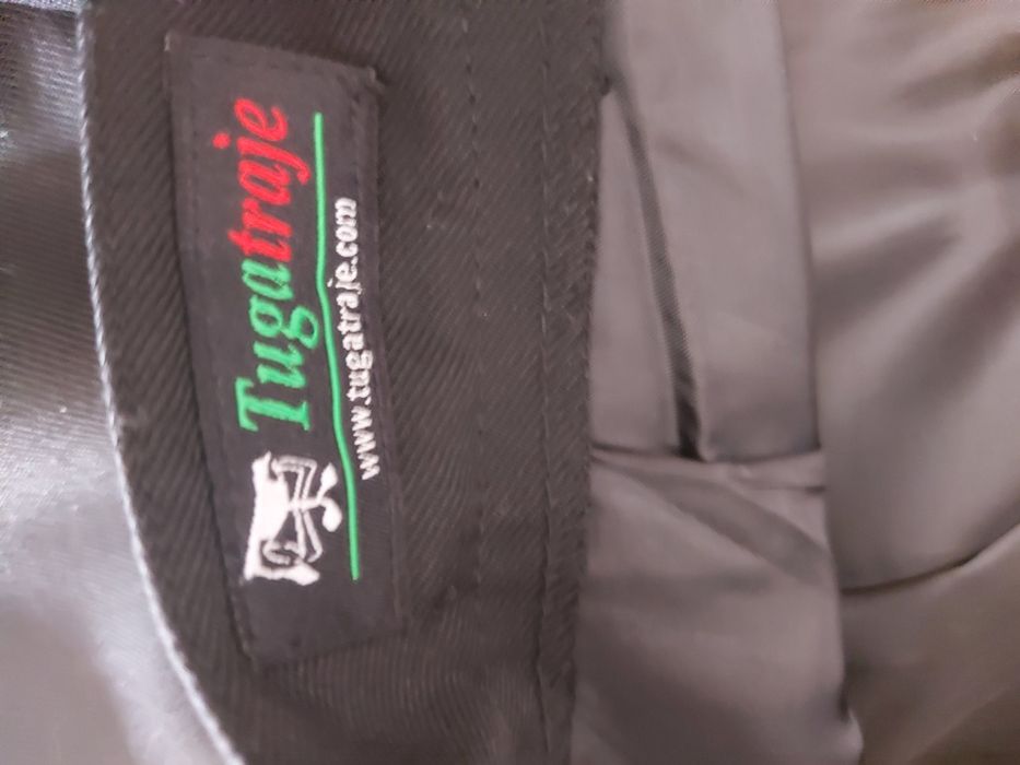 Traje académico feminino 36