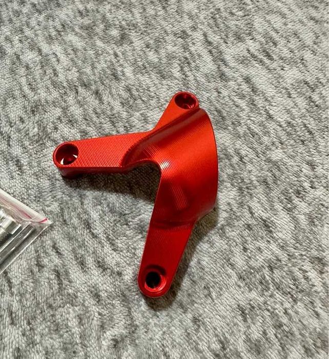 Osłona pompy wody CNC Ducati