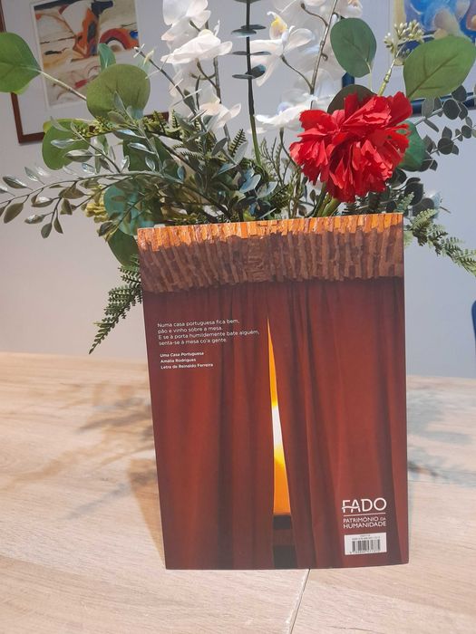 Tudo Isto é Fado (Livro Esgotado)