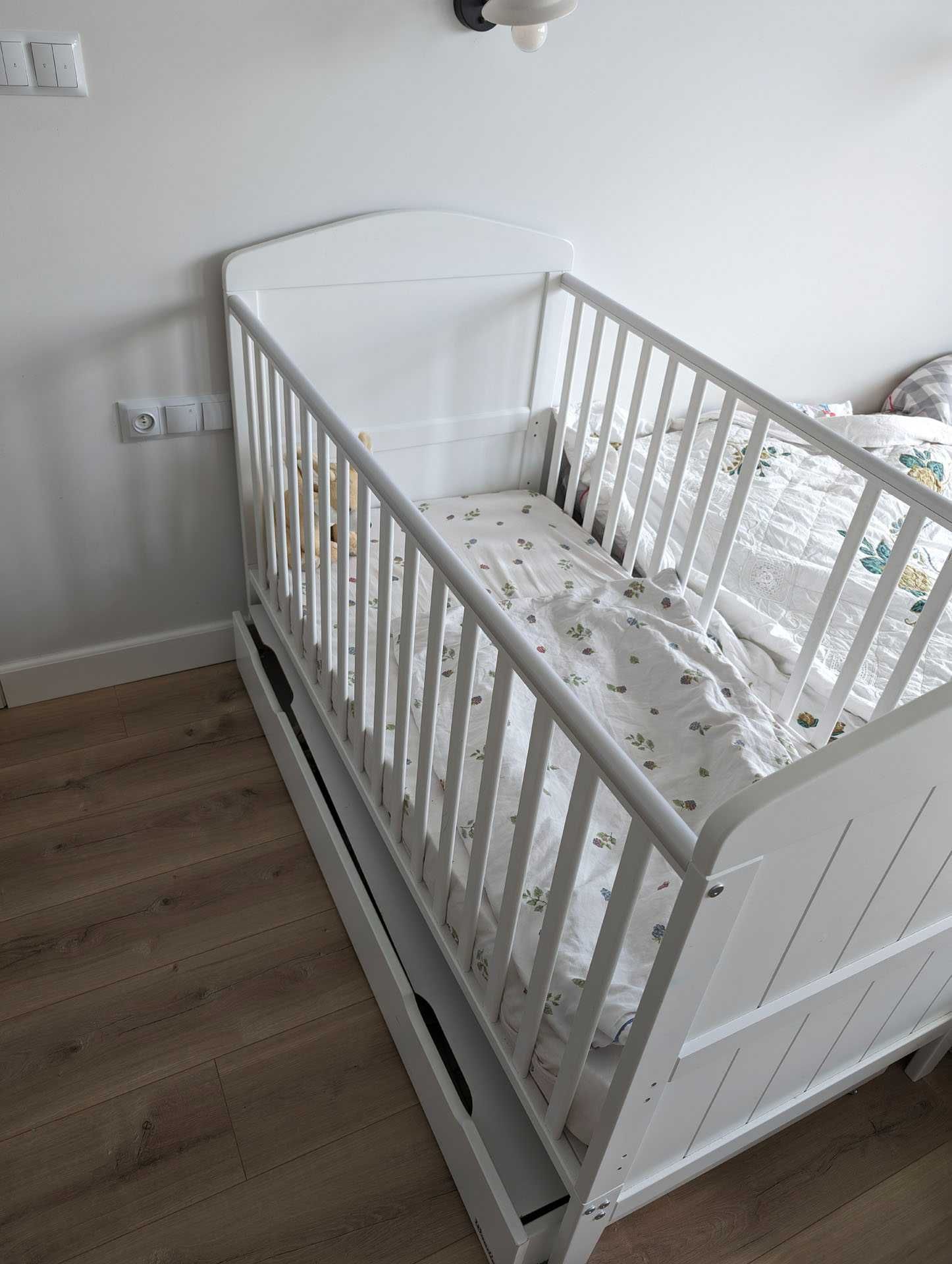 Hampton cot bed discount