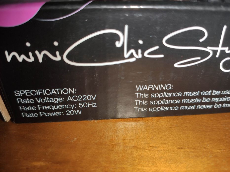 Alisador de Cabelo - Cerâmica - Mini-Chic Styler - 20W - Novo