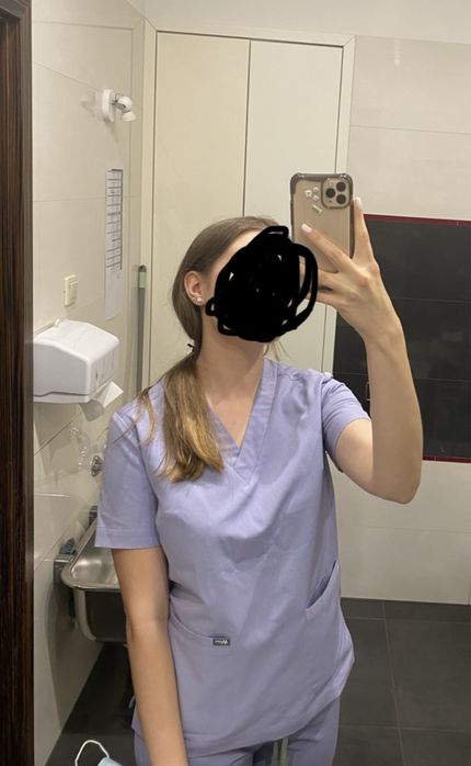 Scrubs odzież medyczna bluza i spodnie medka