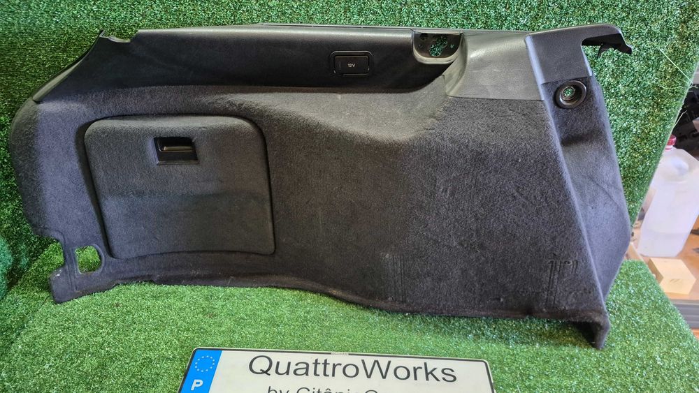 Quartela Mala Esquerda Audi A4 B5 Avant 8D 1996 a 2001 Bom Estado Geral - ver fotos