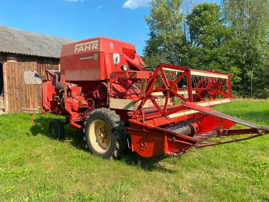 Kombajn Fahr M66
