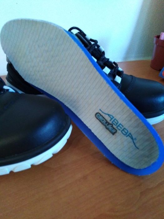 Немецкие кожаные БОТИНКИ КРОССОВКИ качество ОбменНа смартфон велосипед