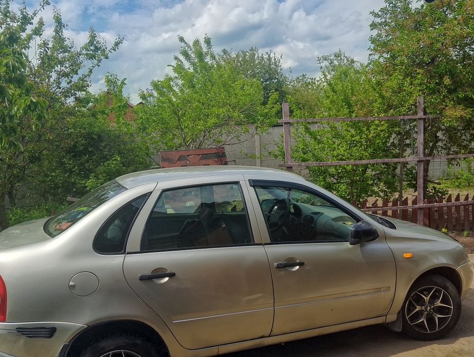 Продам машину ВАЗ 1118