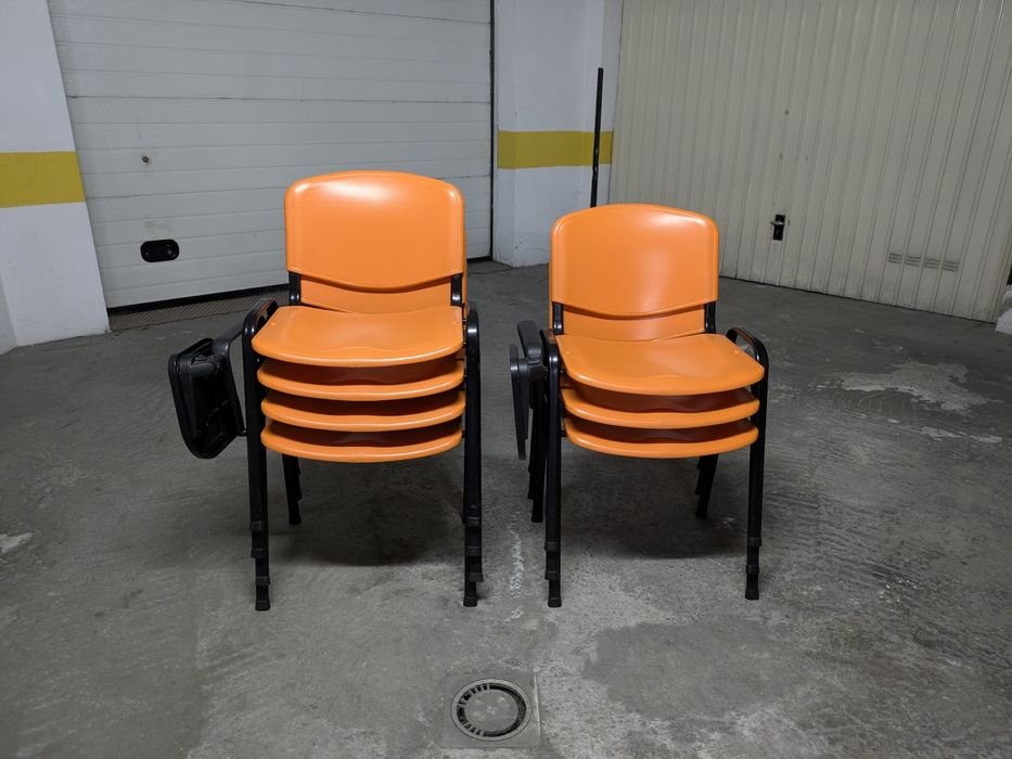 Cadeiras para formação com palmatória