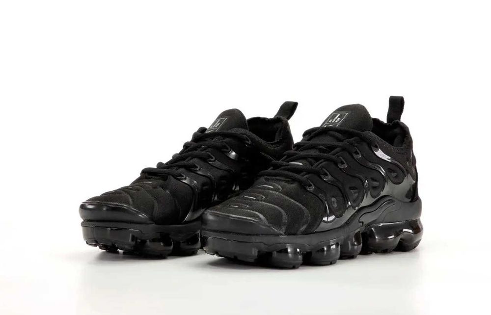 Nowe Nike Air VaporMax Plus Black – Rozmiar 43 (27.5 cm)