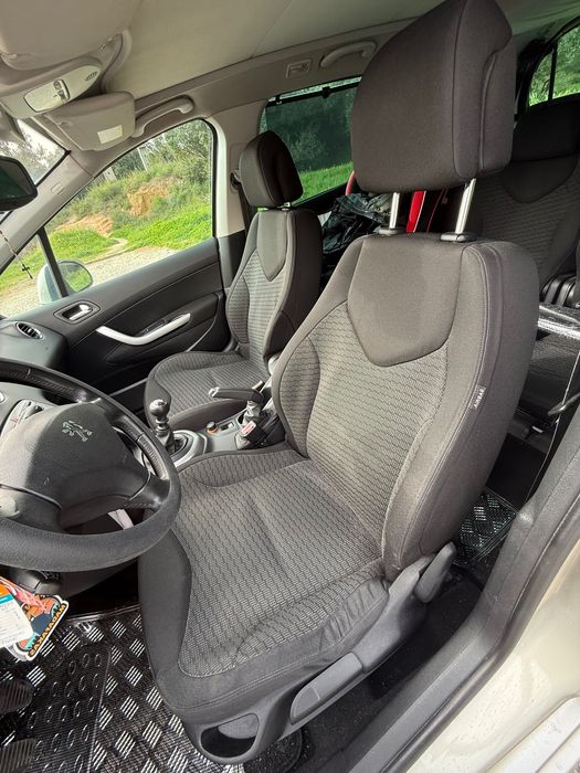 Peugeot 308 sw 1.6 Hdi