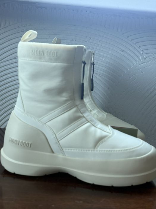 Нове жіноче взуття Moon Boot Luna Zip Boot бежеві