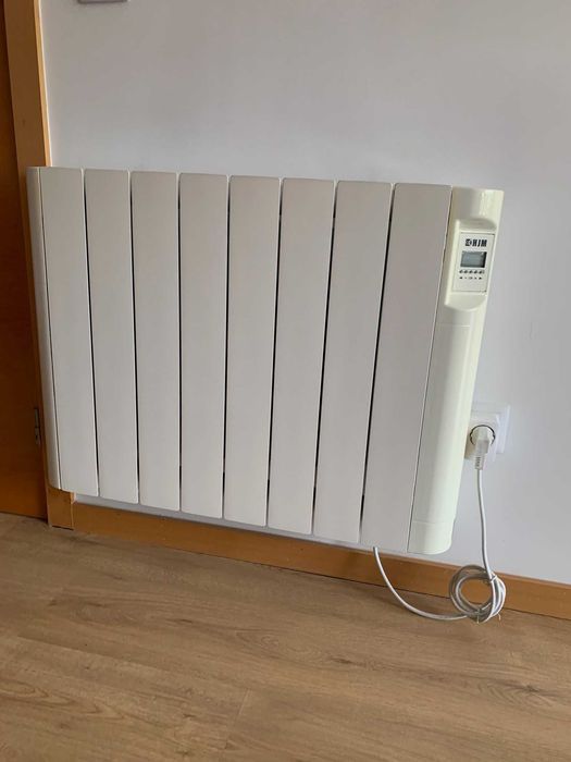 Aquecedores elétricos a óleo HJM ECD1000 e ECD1300 (parede)