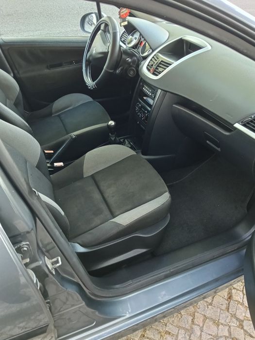 Peugeot 207 ano 2009