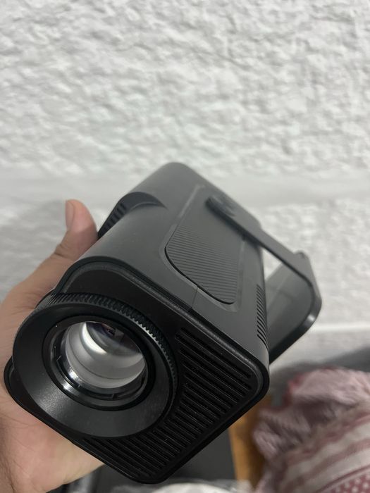 Magcub Projector472156002583193601
