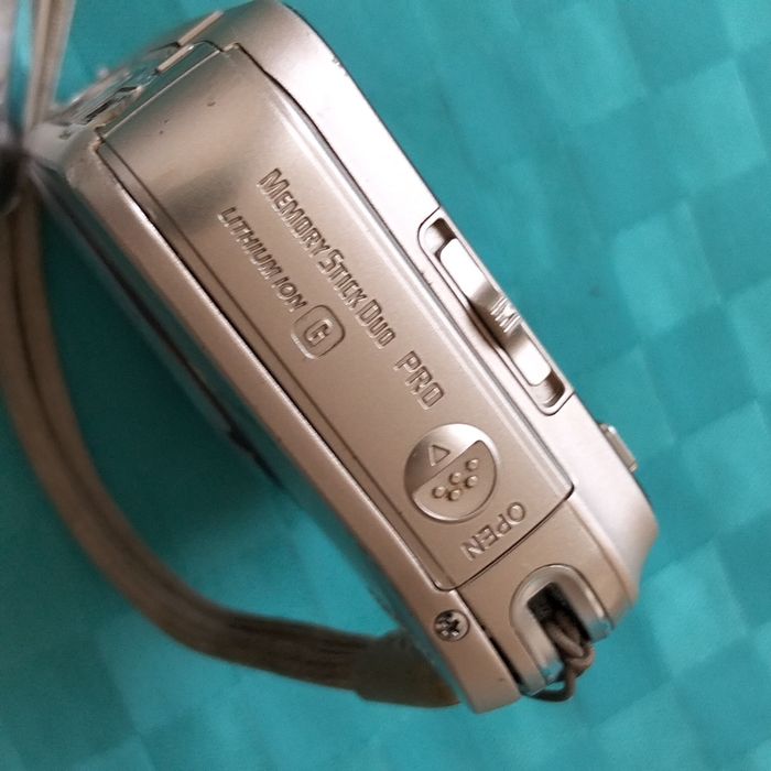 SONY Cyber-shot 10.1