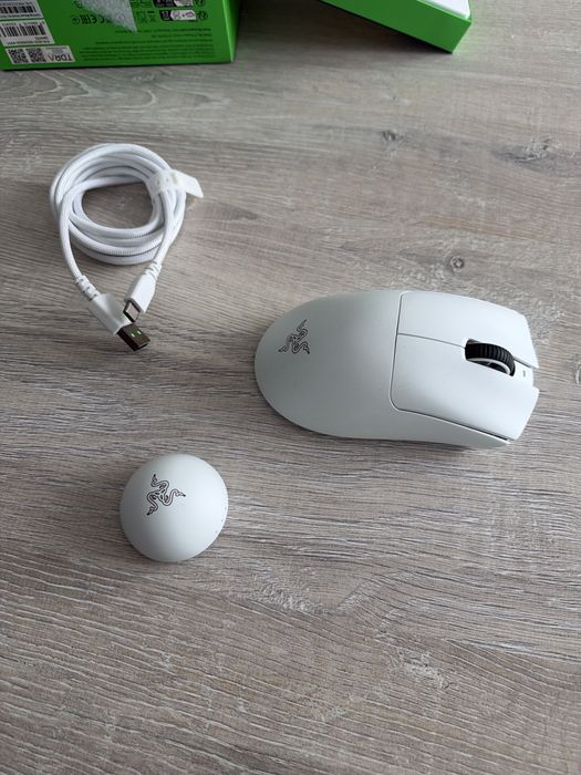 Razer deathadder v4 pro wireless