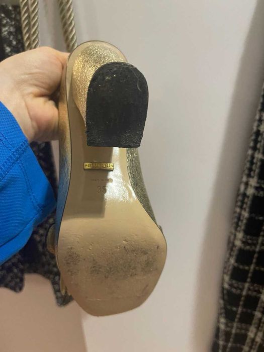 Жіночі туфлі Gucci
