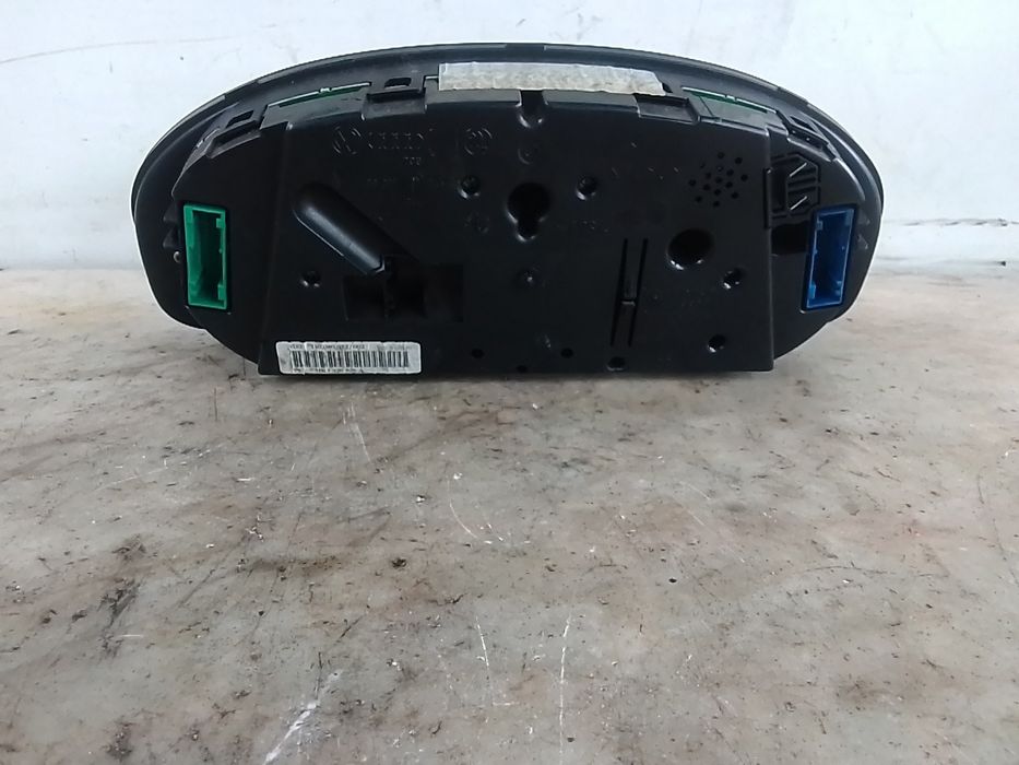 Quadrante / painel de instrumentos VOLKSWAGEN Passat (3B3)