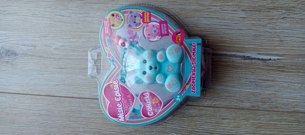 Nowy Miś Epiś Eppe Misie Episie Całuski Ptyś interaktywny